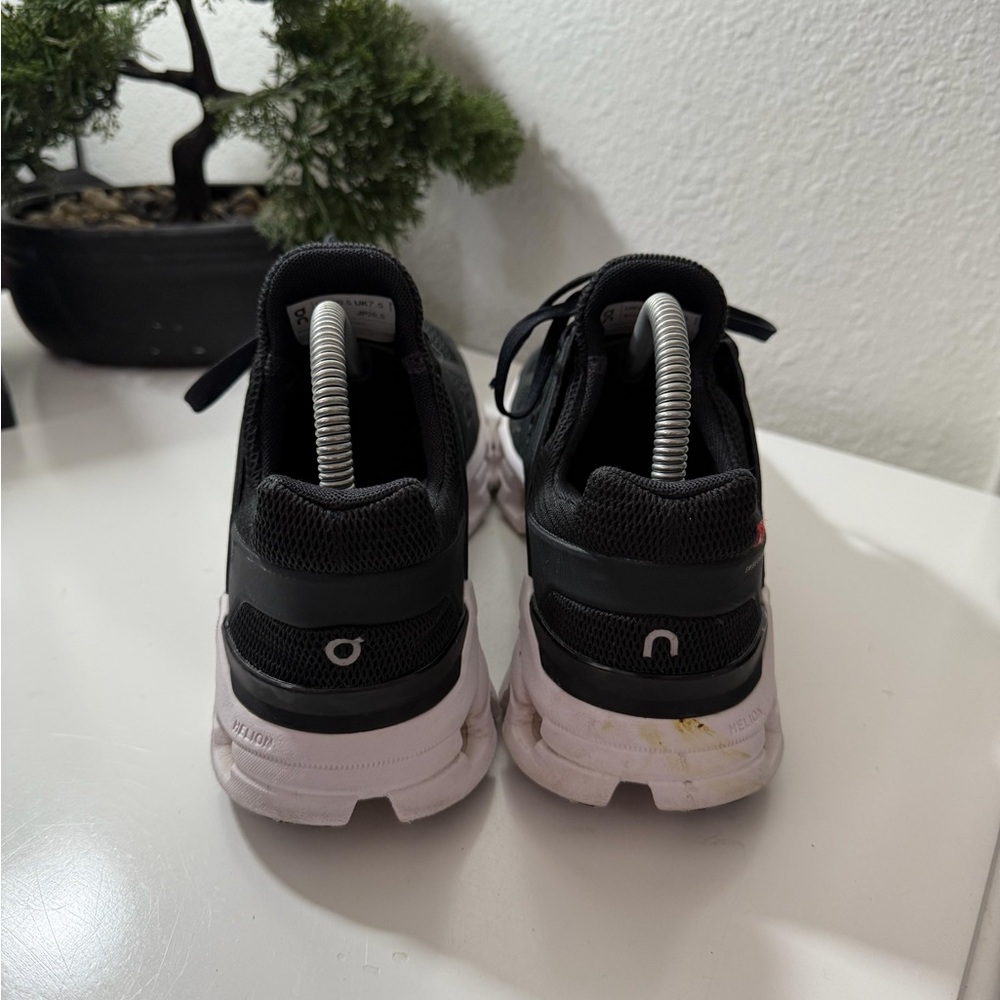 On Running Black and White Athletic Shoes - Picture 7 of 8